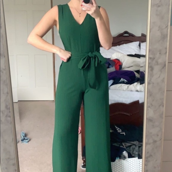 Hunter Green Jumpsuit Francesca’s - Picture 3 of 3